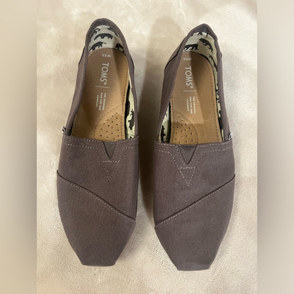 Women’s Brown TOMS slip ons